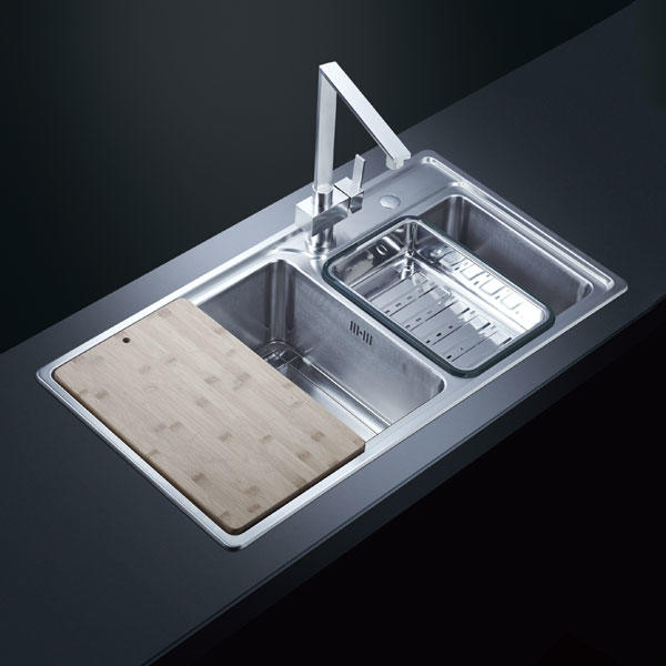 Stainless Steel Kitchen Sink Fits Modern Times